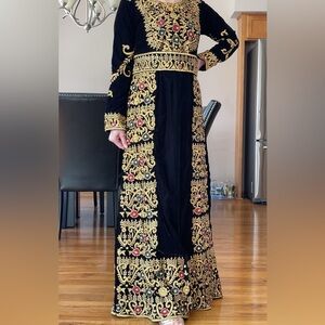 Elegant Black and Gold velvet Thob